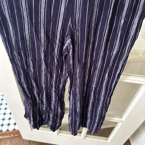 No Boundaries Jumpsuit Halter Women's XL (15-17) Blue Striped - Picture 4 of 10